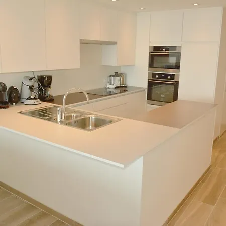 Apartamento Golden Trust