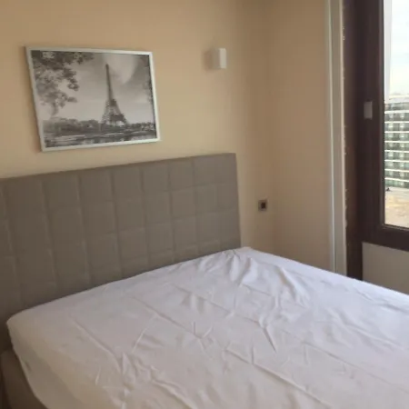 Apartamento Golden Trust *