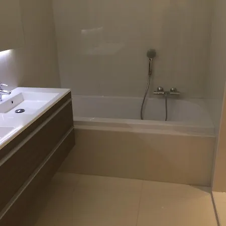 Apartamento Golden Trust