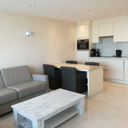 Apartamento Golden Trust *