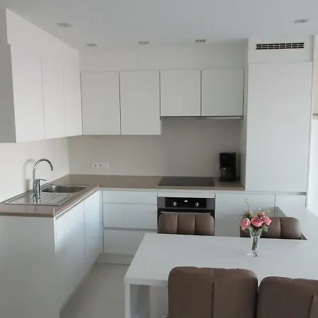 Apartamento Golden Trust *